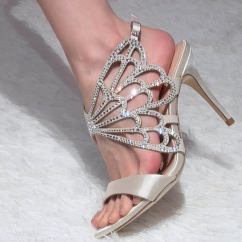 2026 New Arrival: Openwork But - Sandal Strappy Heeled avaliação e preço