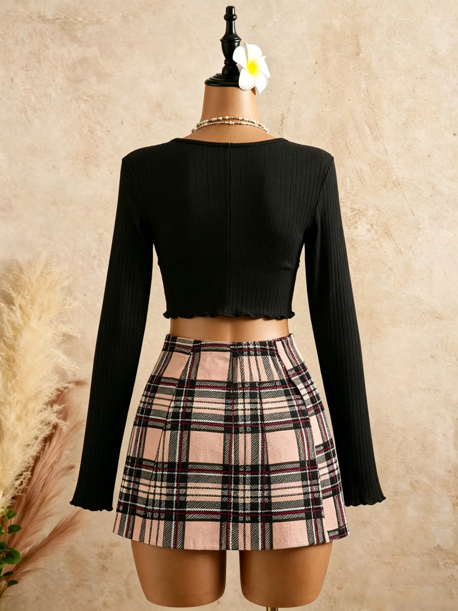 Women Black Wrap V Neck Ruffle - Crop Top Crochet avaliação e preço